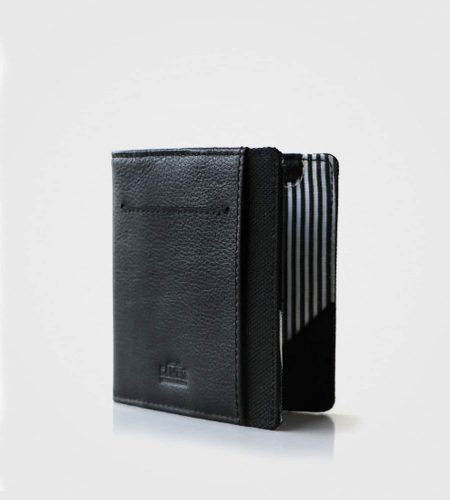 unikatna usnjena denarnica Wolyt Flip- črna